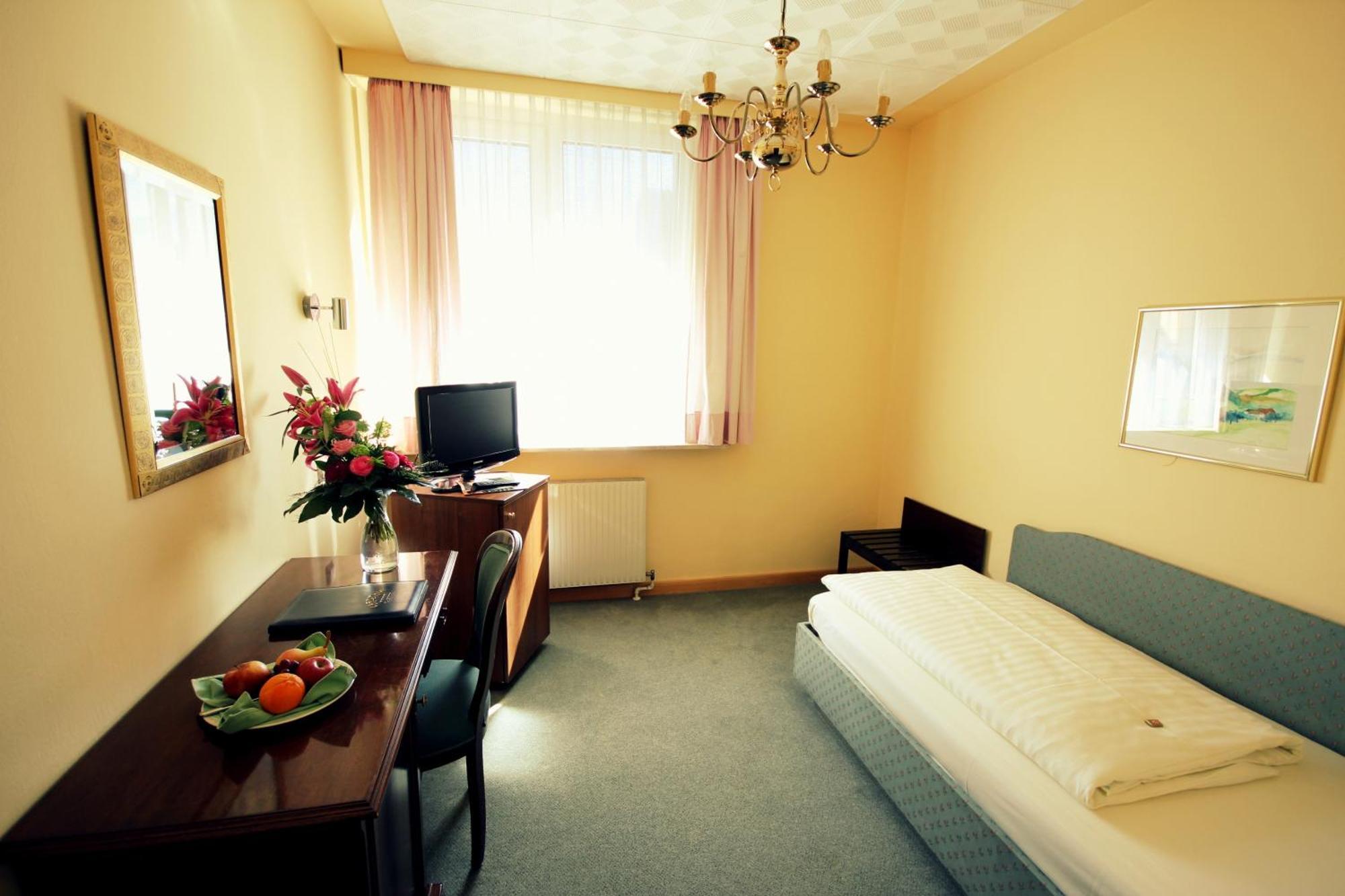 Carinthia Stadthotel Клагенфурт Екстериор снимка