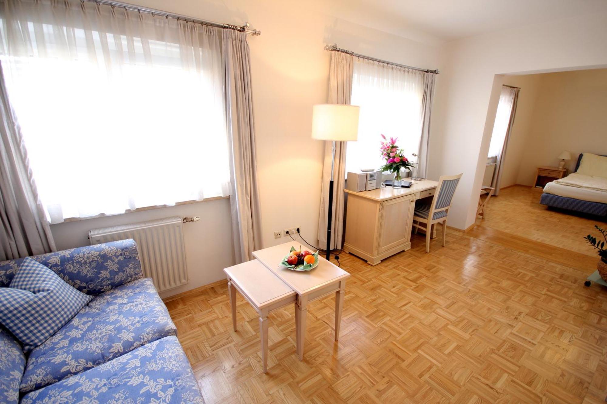 Carinthia Stadthotel Клагенфурт Екстериор снимка
