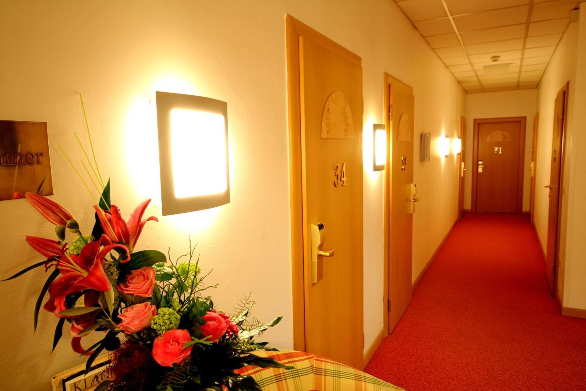 Carinthia Stadthotel Клагенфурт Екстериор снимка