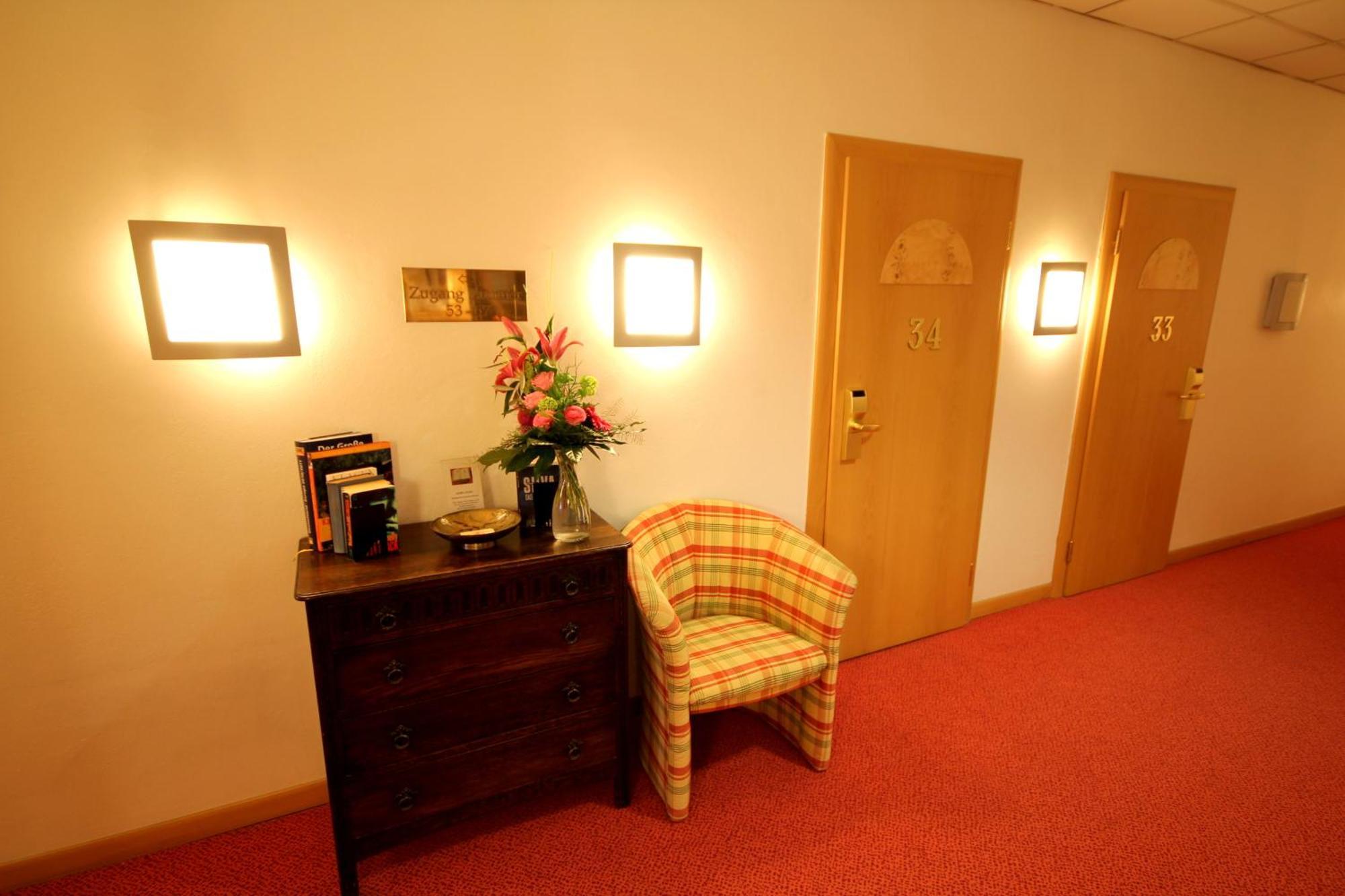 Carinthia Stadthotel Клагенфурт Екстериор снимка
