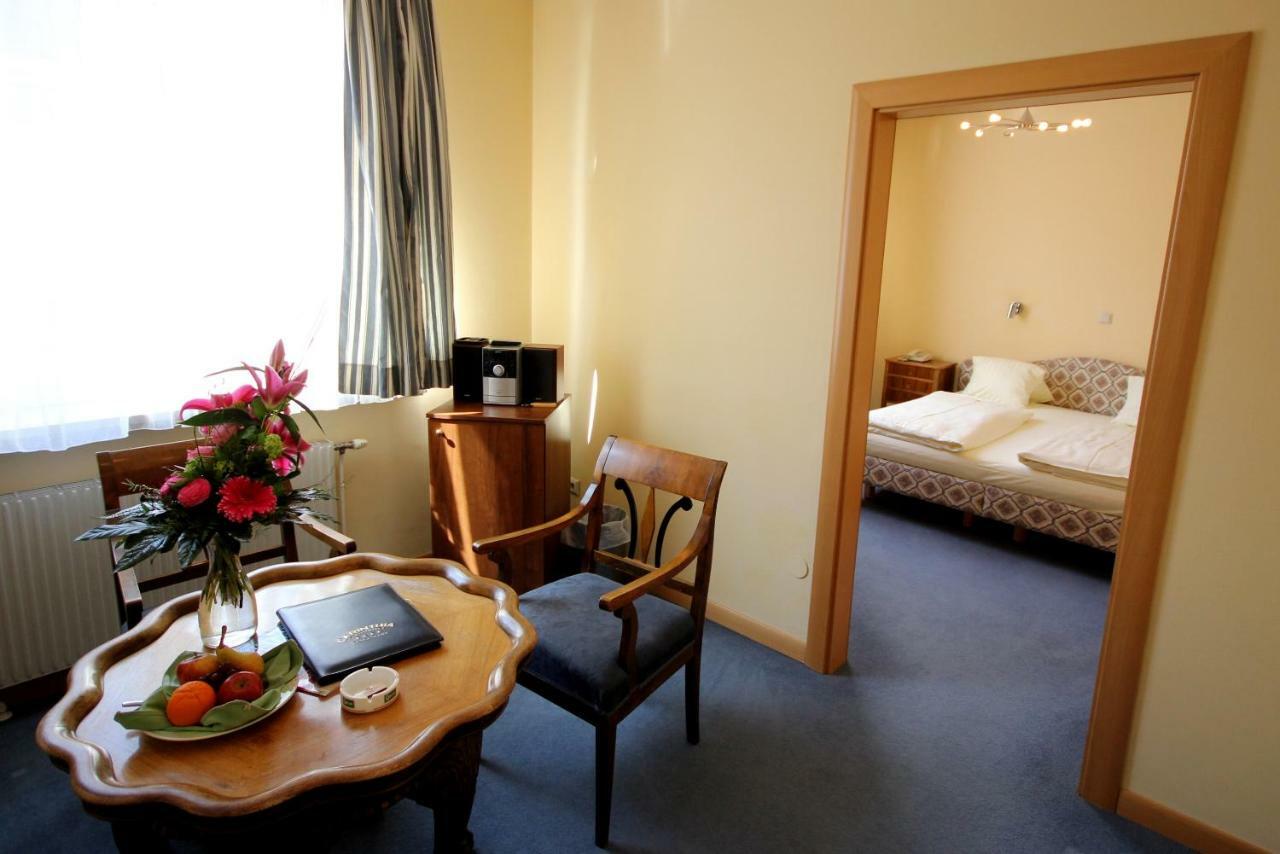 Carinthia Stadthotel Клагенфурт Екстериор снимка