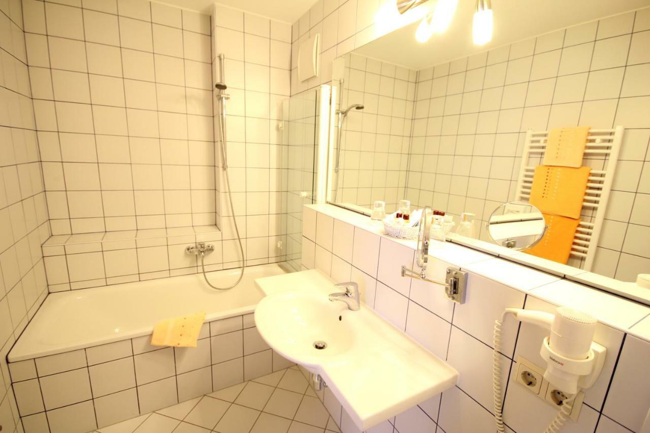 Carinthia Stadthotel Клагенфурт Екстериор снимка